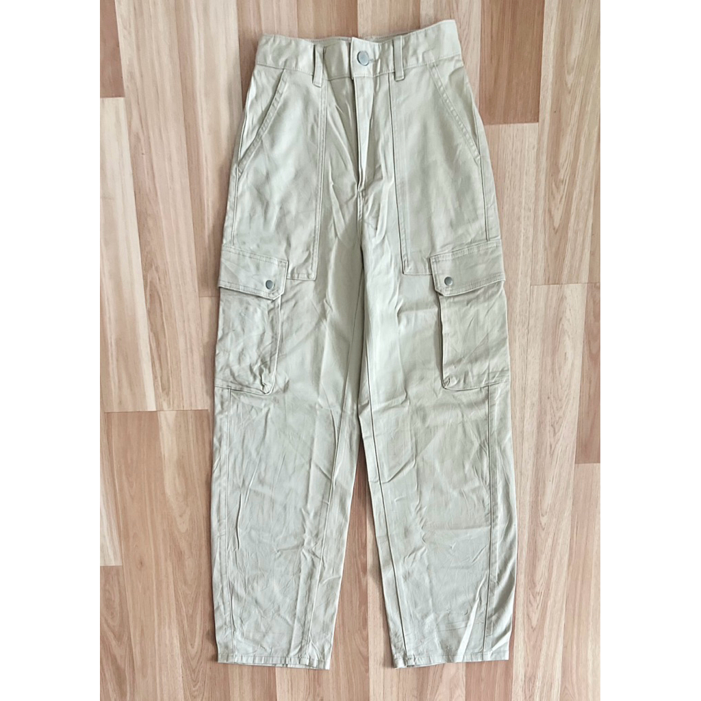 gu cargo cotton pantครีม