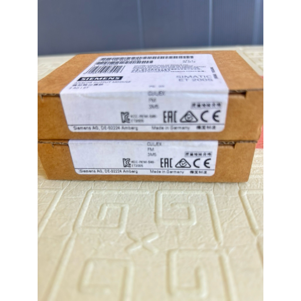 SIEMENS PLC ET 200S Analog output module,6ES7135-4GB01-0AB0