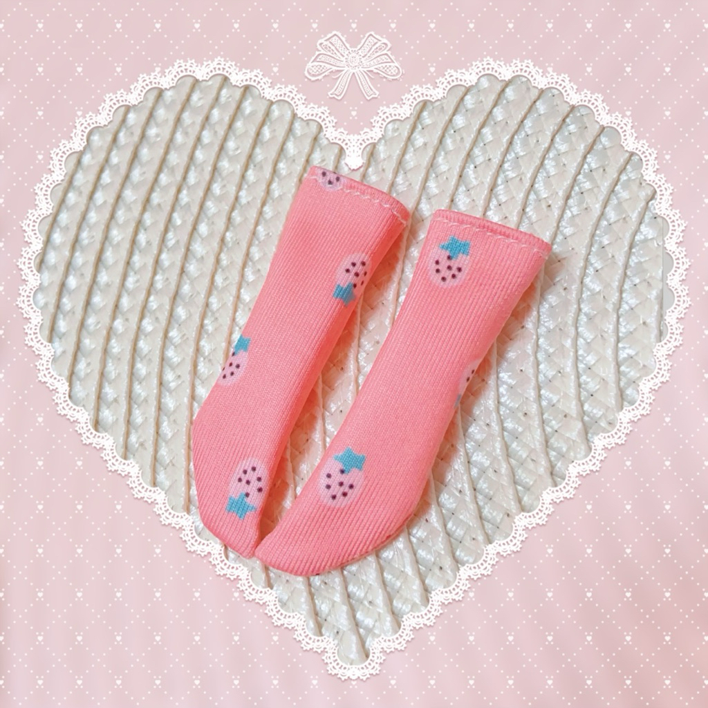 🌷ถุงเท้าตุ๊กตาบลายธ์ ใส่ได้ทั้งบอดี้ข้อต่อ และบลายธ์แท้🌷