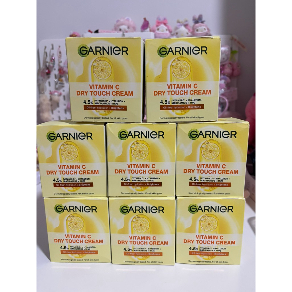 ราคาพิเศษ!!! การ์นิเย่ โมจิ ดราย ทัช ครีม ขนาด 50 มล. / Ganier Vitamin C Dry Touch Cream