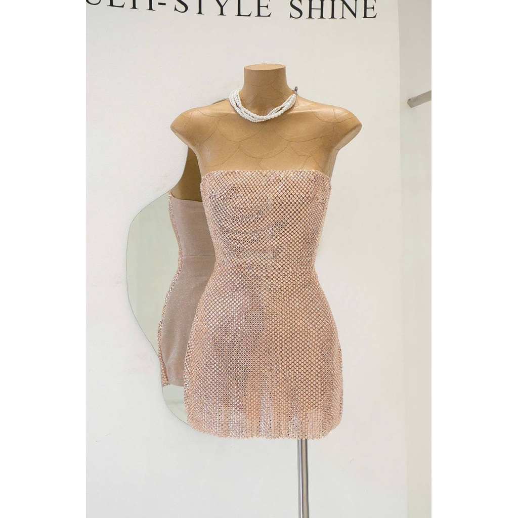 TBB มินิเดรสเกาะอก สุดปัง งานสวยแพง เกินบรรยาย อะไหล่แพงมาก คัตติ้งเป๊ะ ตรงปก - รูปที่ 3