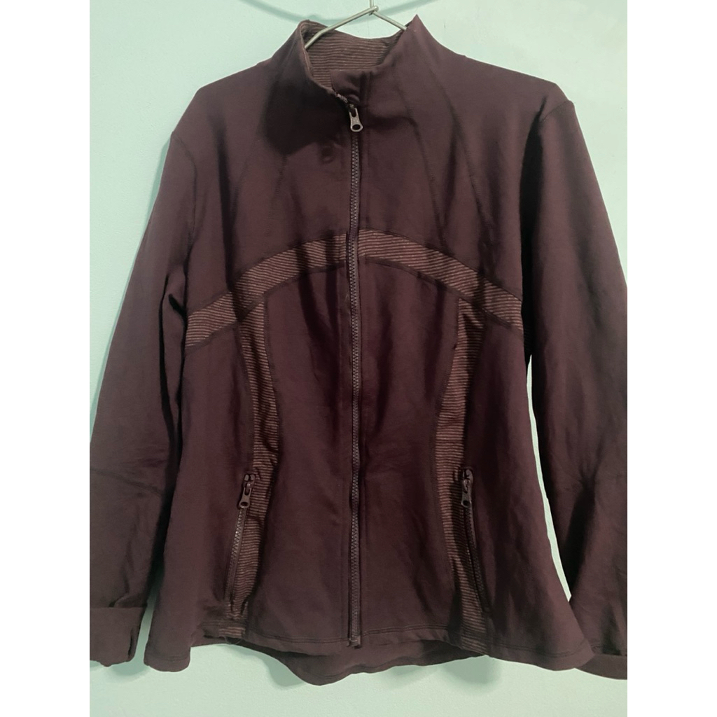 เสื้อแจ็กเก็ต Lululemon Define Jacket สีสวย USED