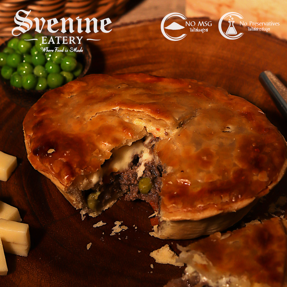 Svenine Eatery Mince and Cheese Pie พายเนื้อบดและชีส