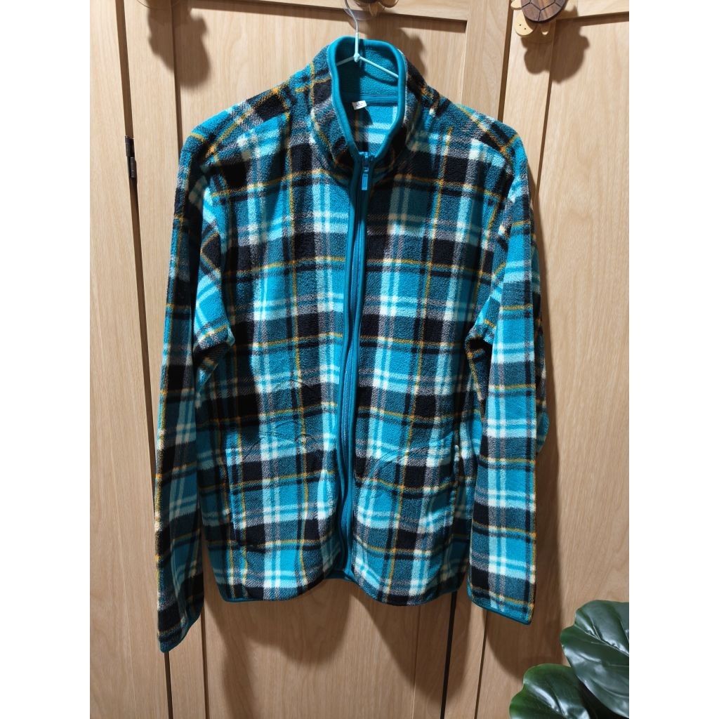 fleece jacket uniqlo L ชาย