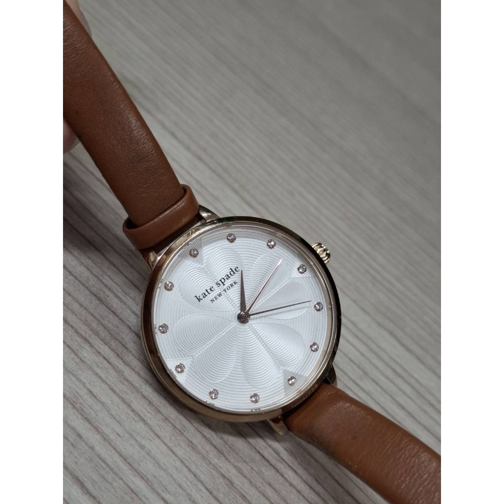 นาฬิกามือสอง Kate Spade ระบบ Quartz เดินพร้อมใช้งาน