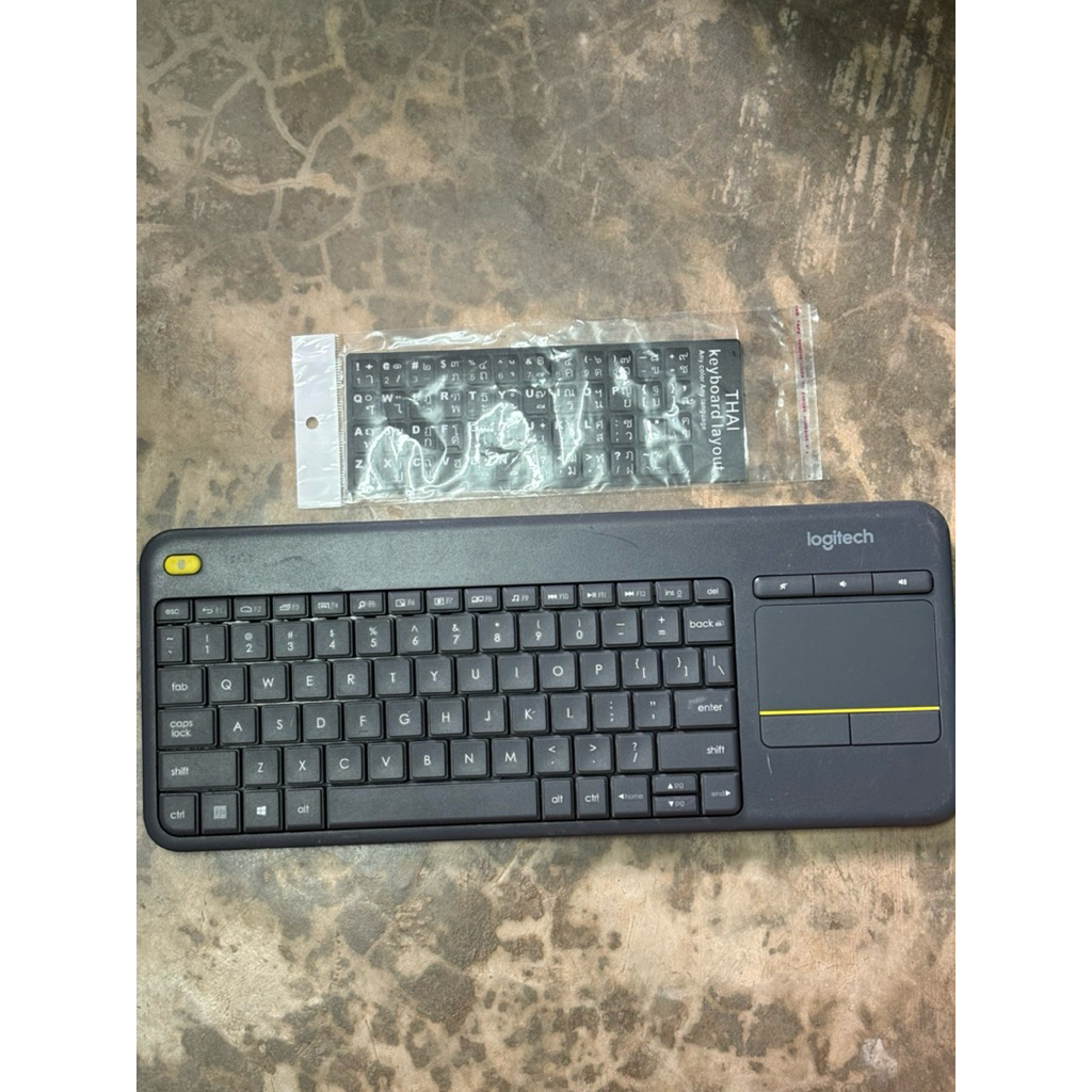 ⌨️ [มือสอง สภาพดี] Logitech K400 Plus (K400+) - คีย์บอร์ดไร้สาย พร้อมทัชแพดในตัว แถมสติ้กเกอร์ภาษาไท