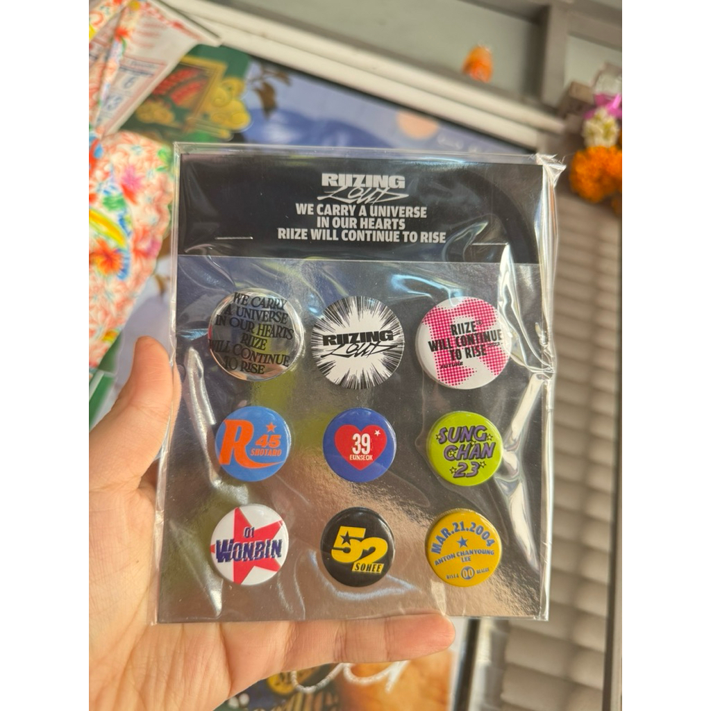 RIIZE [RIIZING LOUD] CONCERT TOUR in SEOUL MD / PIN BUTTON SET