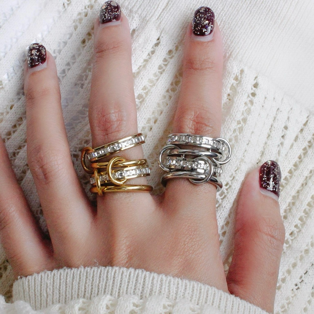 TIARA Hilda Gem Ring