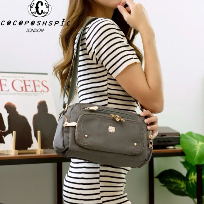 กระเป๋าสะพายข้าง👜Mabel(มาเบล)👜ผ้าไนล่อนพรีเมี่ยมCocoposhspice Londonสะพายข้างจะถือก็สวยน้ำหนักเบาจ้า