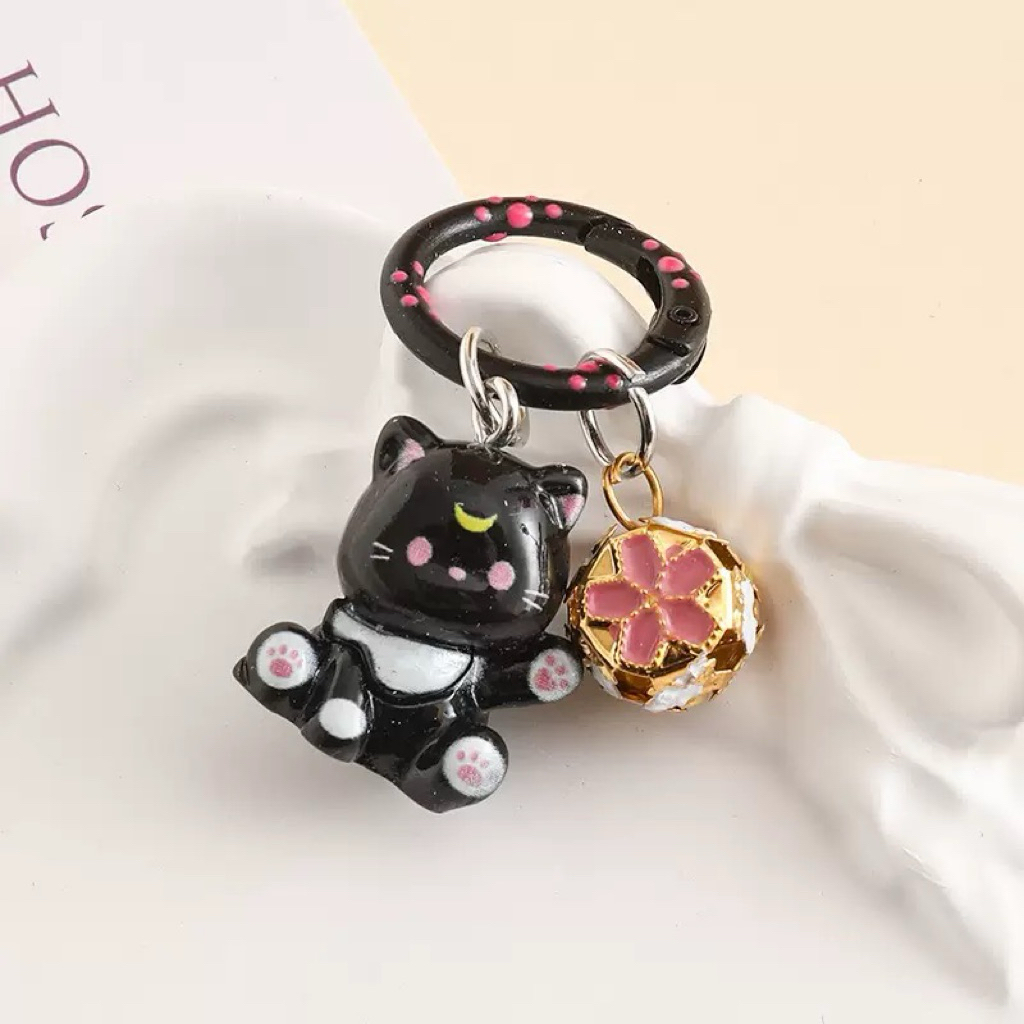 พวงกุญแจแมวกวักจันทร์เสี้ยว กระดิ่งนำโชค (Lucky Moon Cat Bell Keychain)พวงกุญแจนำโชค พวงกุญแจรูปแมว ที่ห้อยกระเป๋าน่ารัก