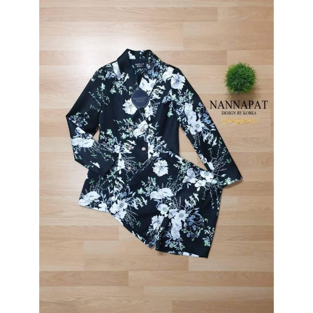‼️พร้อมส่ง🛵💨‼️(SML)NP🎯set••เสื้อสูทคอปกแขนยาว+กางเกงขาสั้น พิมพ์ลายดอกไม้ สีดำ สีขาว
