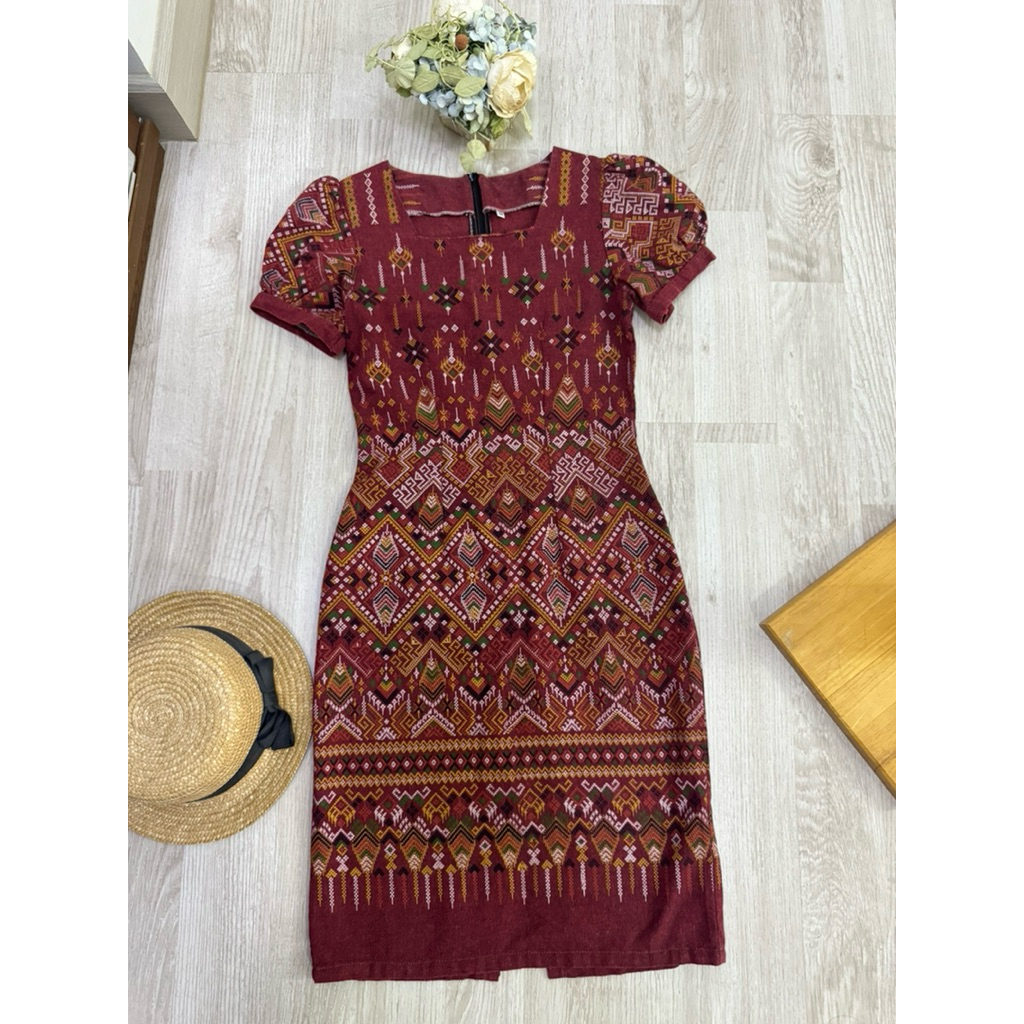 Used ชุดเดรสลายผ้าไทย ❤️ 219 บาท❤️ Size S,M อก 34” เอว 26” สพ.36”ยาว 39” สีสวย ใส่เข้าทรงสวย ทรงน่าร