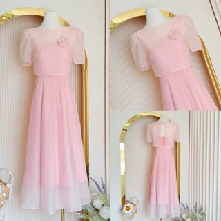[NITTAYA] D2692 ชุดเดรสกระโปรงยาวสายเดี่ยว+เสื้อคลุมคอกลมแขนสั้นซีทรู แต่งเข็มกลัดดอกไม้