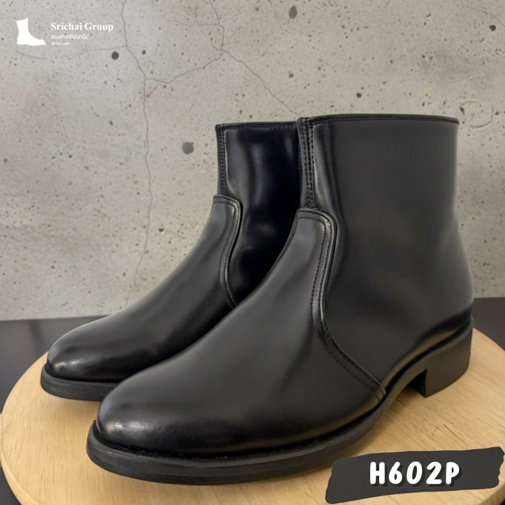 ฮาฟศรีชัย รุ่น H702 หนังขัดมัน ทรงเครื่องแบบ พร้อมติดเหล็กชิดเท้า by Srichaigroup