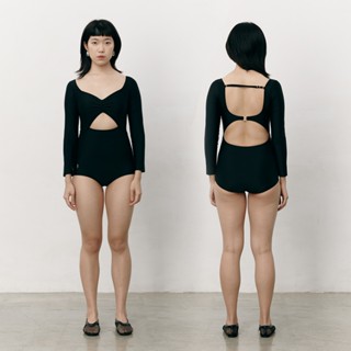 APRILPOOLDAY EXCLUSIVE (SWIMSUIT)