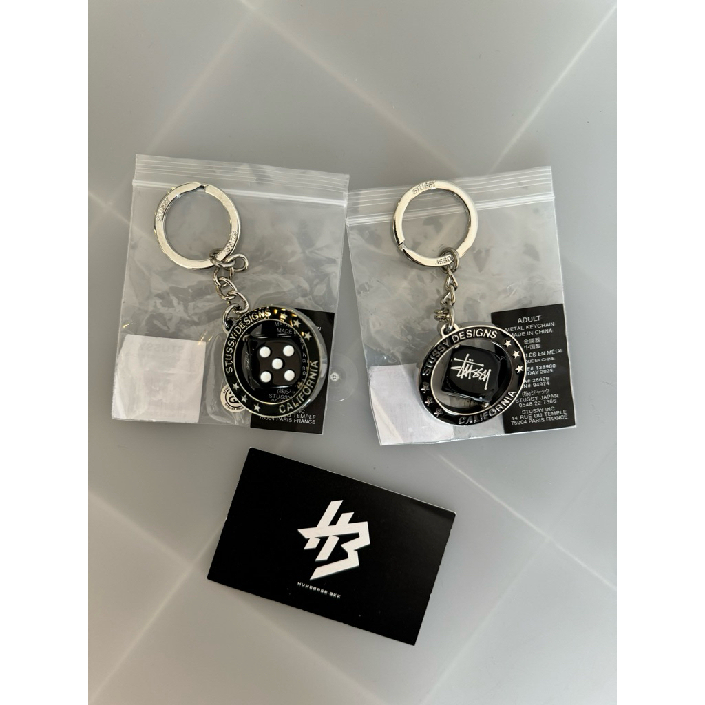 [ของแท้] STÜSSY SPINNING DICE KEYCHAIN (ลูกเต๋าหมุนได้) พร้อมส่ง