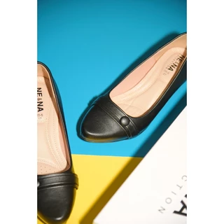 รองเท้าเเฟชั่นผู้หญิงเเบบคัชชูทำงานส้นปานกลาง No. 20-5 NE&NA Collection Shoes
