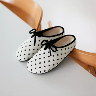 [TOMi-"Bow.dot.] "แนะนำ+1 ไซส์" รองเท้าแตะ Bow ทรงสวมปิดหน้าเท้า- เปิดส้น พื้นนุ่ม *New Arrival[สินค้าพร้อมส่งจากไทย]]
