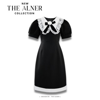 Thealner-AN242 (เดรสดำคอปกขาวแขนตุ๊กตาแต่งดอก)
