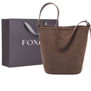 FOXER กระเป๋าสะพายข้างหนังกลับ ทนทานและไม่เป็นขุย กระเป๋าสะพ…