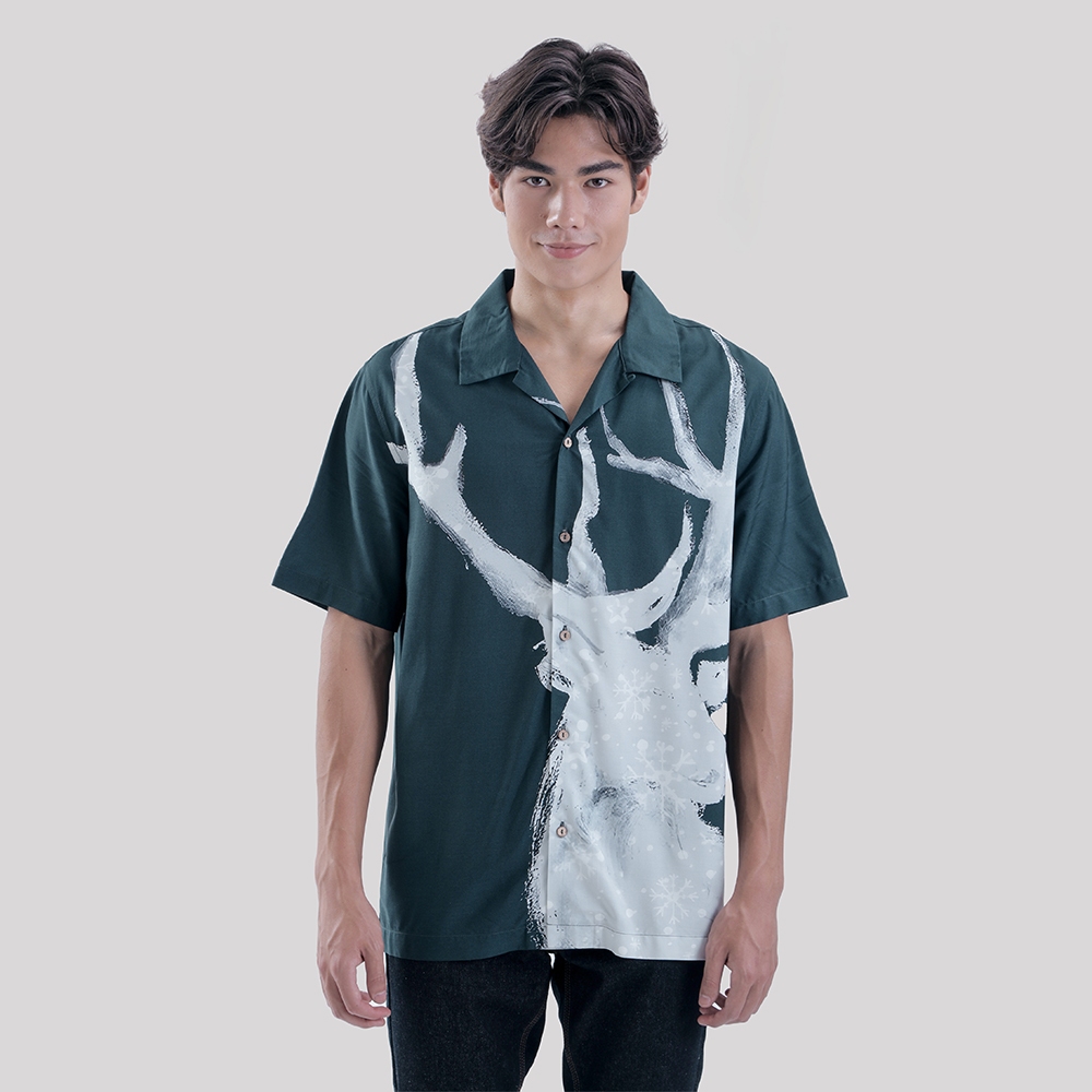 John Henry เสื้อเชิ้ตผู้ชายแขนสั้น ทรงใส่สบาย รุ่น JH F625MSSRL03 - สีเขียวขี้ม้า