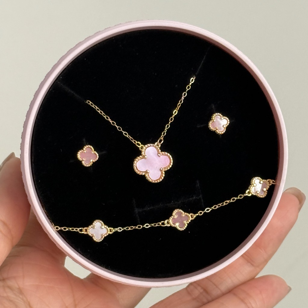 Suwann.na [ราคาต่อคู่] สร้อยคอ สร้อยคอเงินแท้ ต่างหู ต่างหูเงินแท้ สร้อยข้อมือ โคลเวอร์ชมพู เงิน,ทอง