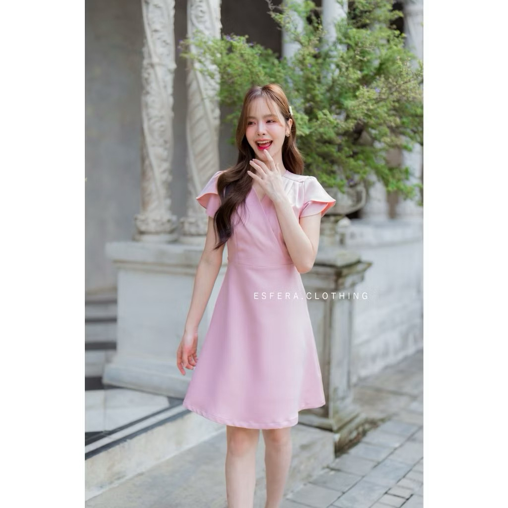 เดรสชมพู(งานป้ายesfera)