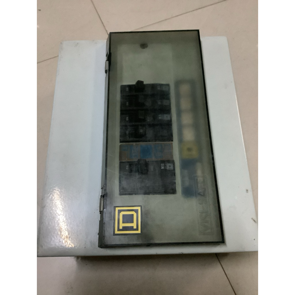 มือ2 ตู้ไฟฟ้า SQUARE-D 4ช่อง เมน45A สแควร์ดี ลูก 32a 16a /ตู้เบรกเกอร์/เซฟ ทีคัท ร้านต่อกดTESTเบรกเก