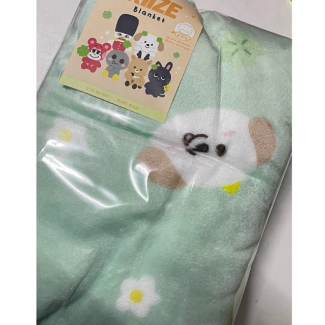 พร้อมส่งผืนสุดท้าย ผ้าห่มม่อง Moshi Moshi x RIIZE  ใช้โค้ดvip25%ลดเหลือ 299