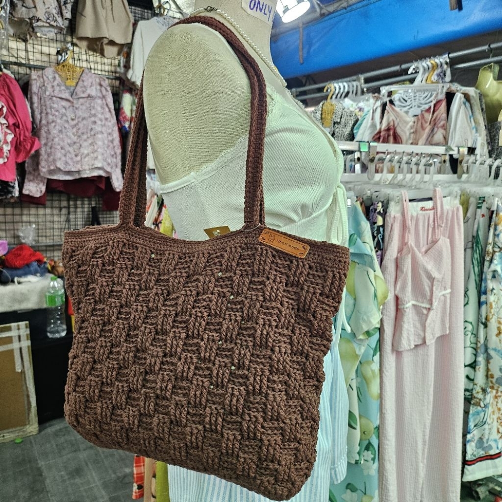 กระเป๋าถักรุ่น puzzle bag