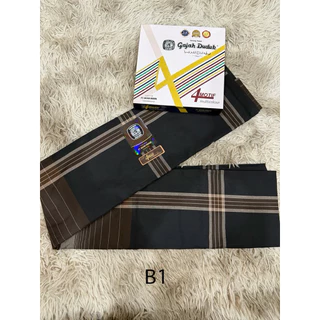 ผ้าโสร่ง gajah duduk multicolor ช้างนั่ง
