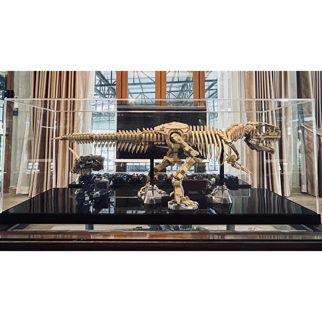 กล่องอะคริลิคแบบครอบ 110x30x40 cm. สำหรับ LEGO JURASSIC WORLD 76968 Dinosaur Fossils