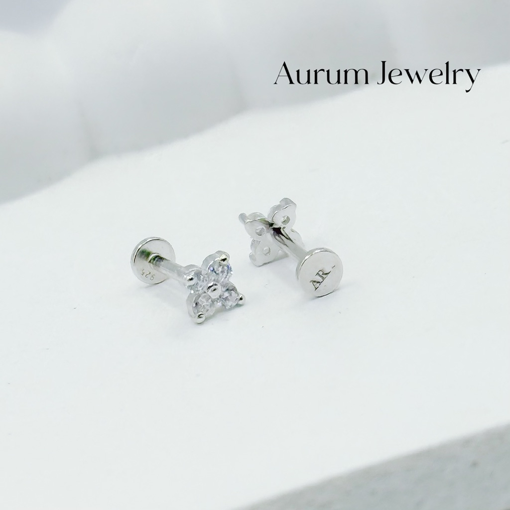 Aurum Jewelry: จิวต่างหูดอกไม้ เงินแท้ แป้นแบน รุ่น Florette Labret (ราคาต่อ 1 คู่)