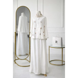 kurung.chomel blouse เซตกระโปรง ปักเวิร์ค+ลายดอกไม้ ผ้าไม่ต้องรีด