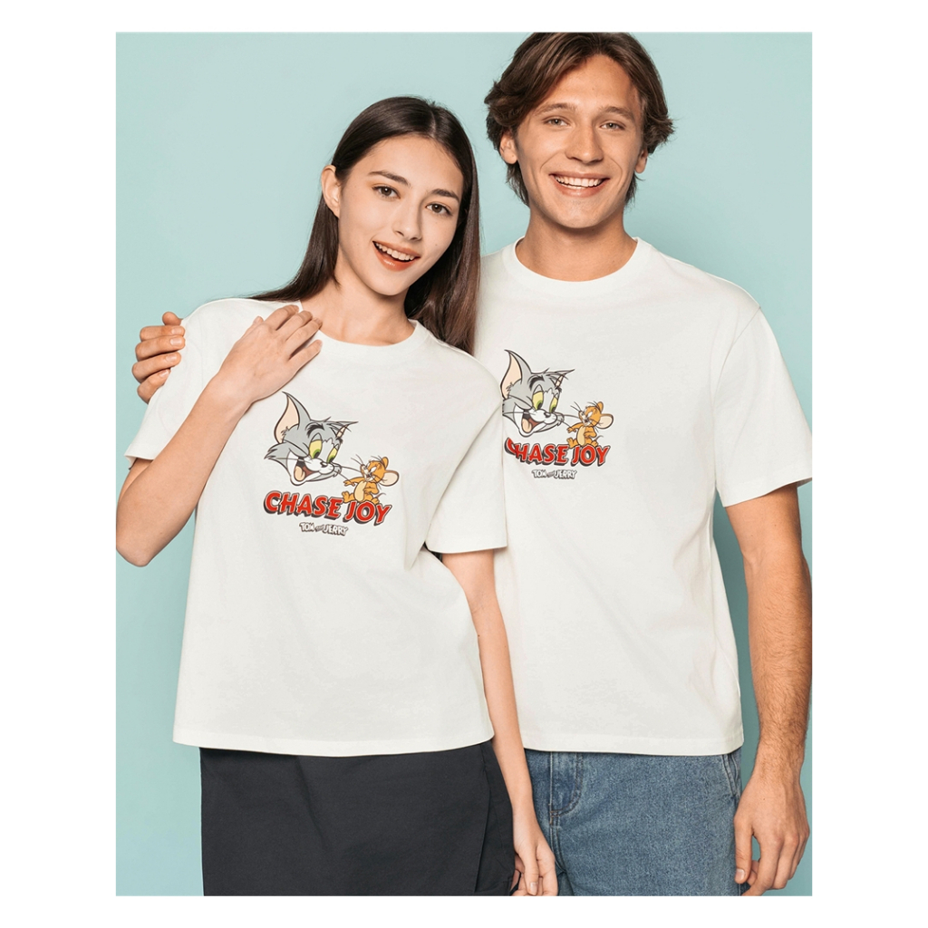 GIORDANO เสื้อยืดผู้ชาย Men's Relaxed Tom and Jerry tee 01096280