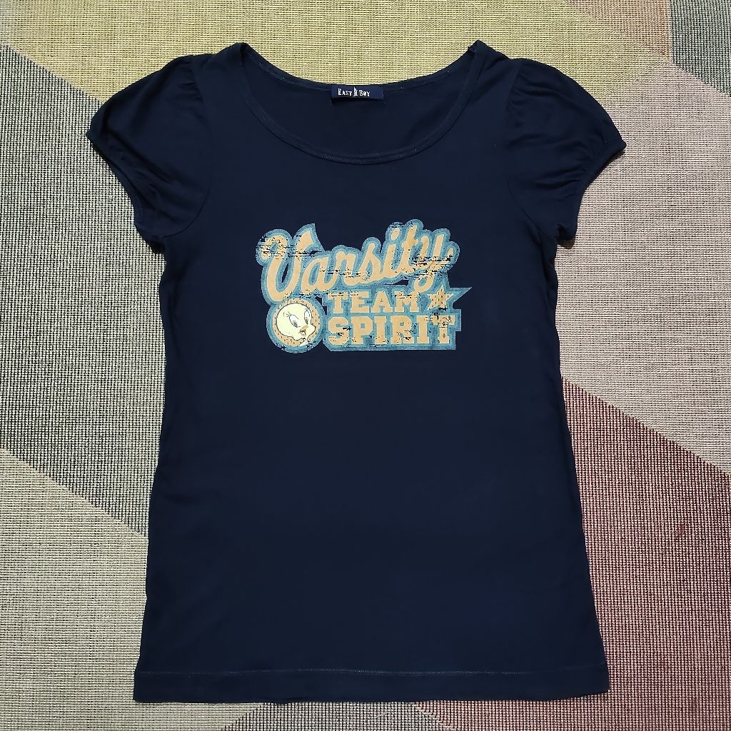 เสื้อยืด East Boy size 9 รอบอก 32" มือสอง