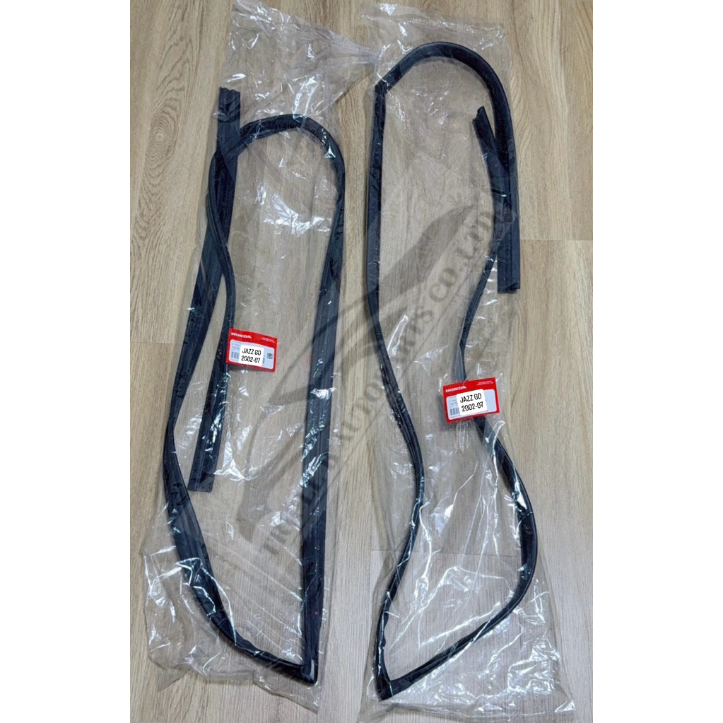 ยางร่องกระจก Honda jazz ge ปี2008-2013 สักหลาดร่องกระจก แท้ศูนย์ สินค้าตรงปก