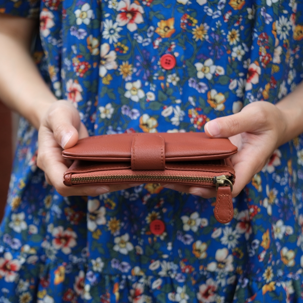 🚩หนังนุ่ม จุบัตร 14 ช่อง พกพาสะดวกมาก🚩 กระเป๋าสตางค์หนังวัวแท้ Hot Puff Hatsukoi Wallet - รูปที่ 5