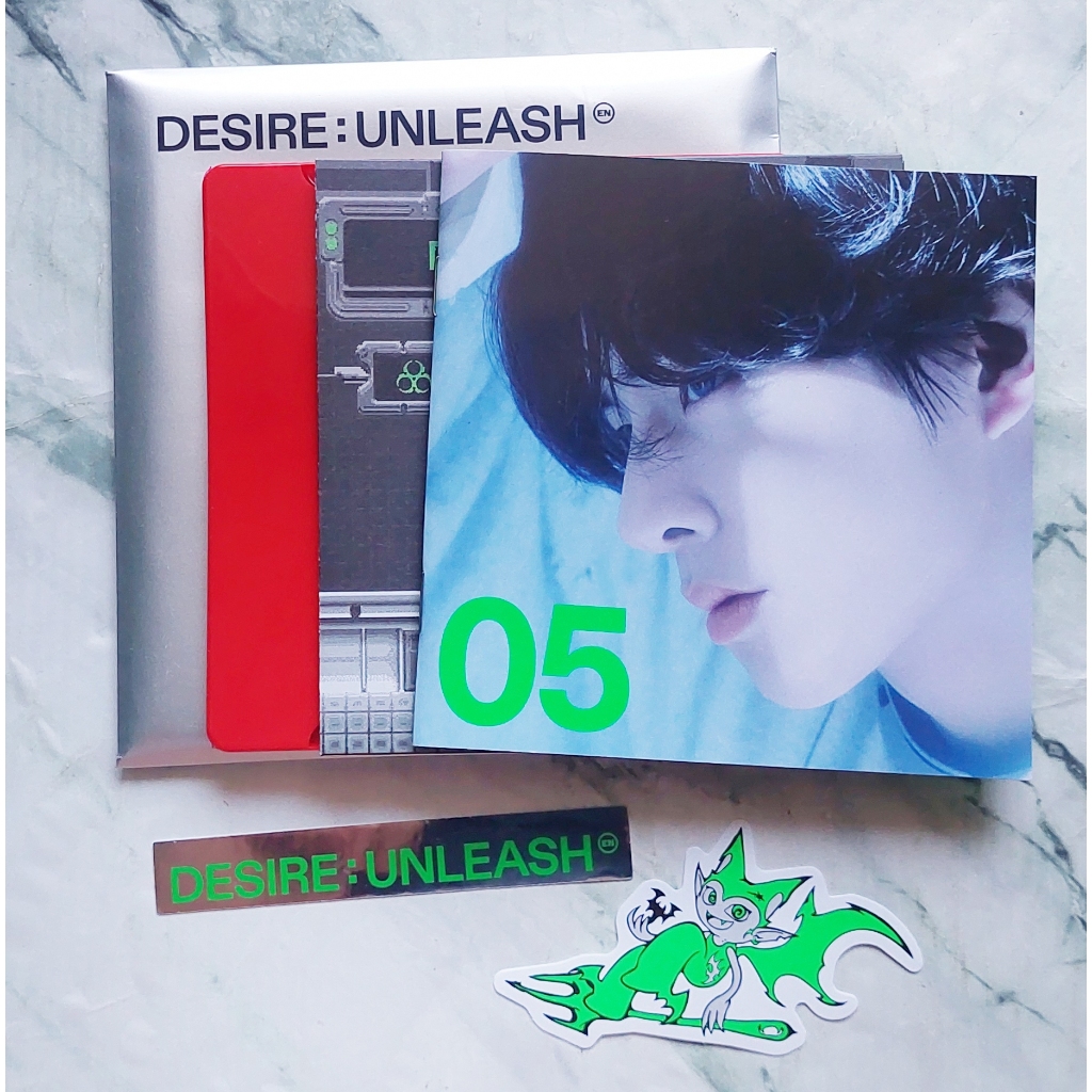 อัลบั้ม ENHYPEN - DESIRE : UNLEASH เวอร์ ENGENE ปก Jake แกะแล้ว มีโปสเตอร์ ไม่มีการ์ด สภาพดี พร้อมส่