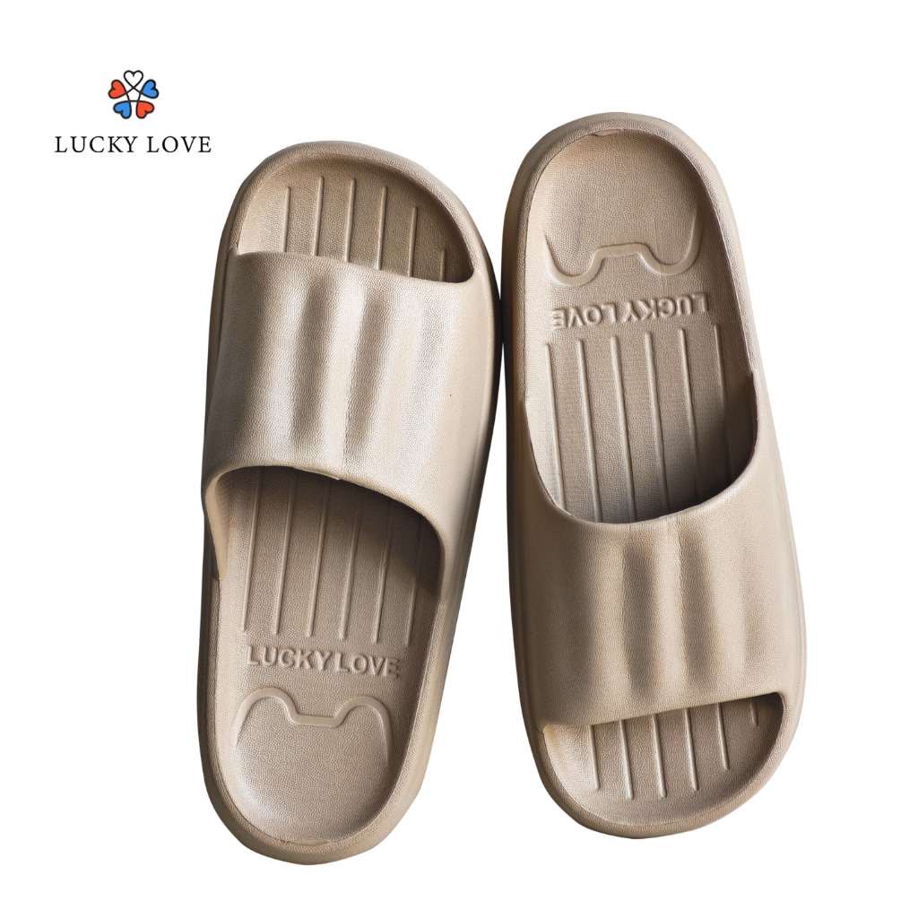 Lucky Love รองเท้าใส่ในบ้านที่นุ่มสบาย รองเท้าแตะ