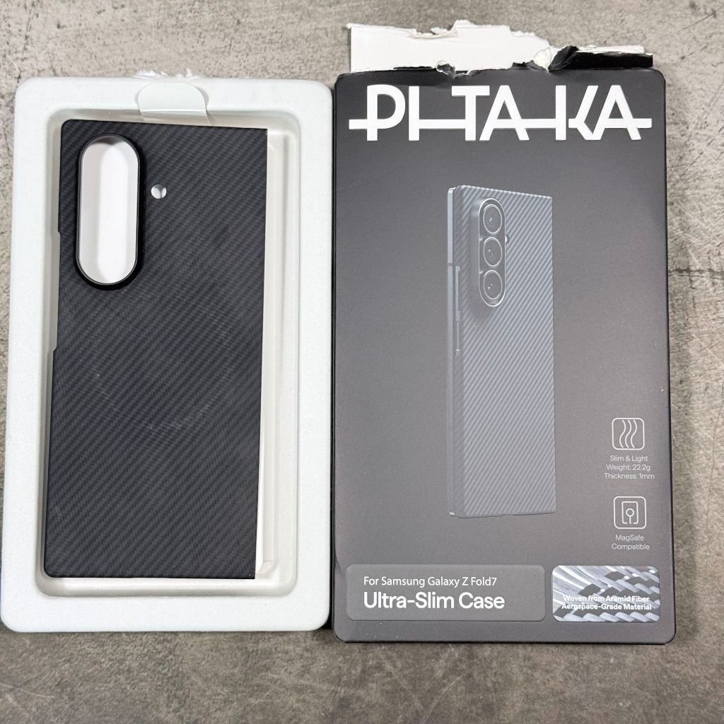 มือสอง Pitaka รุ่น Ultra-Slim Case