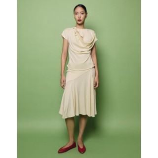 Weekend begins - Clara in cream