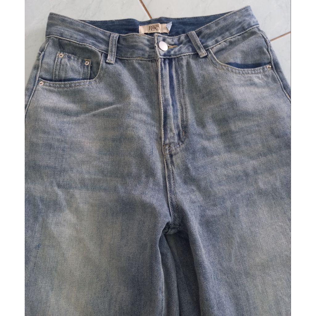 กางเกงยีนส์ผู้หญิง มือหนึ่ง ซื้อมาใส่ไม่ได้ Riley