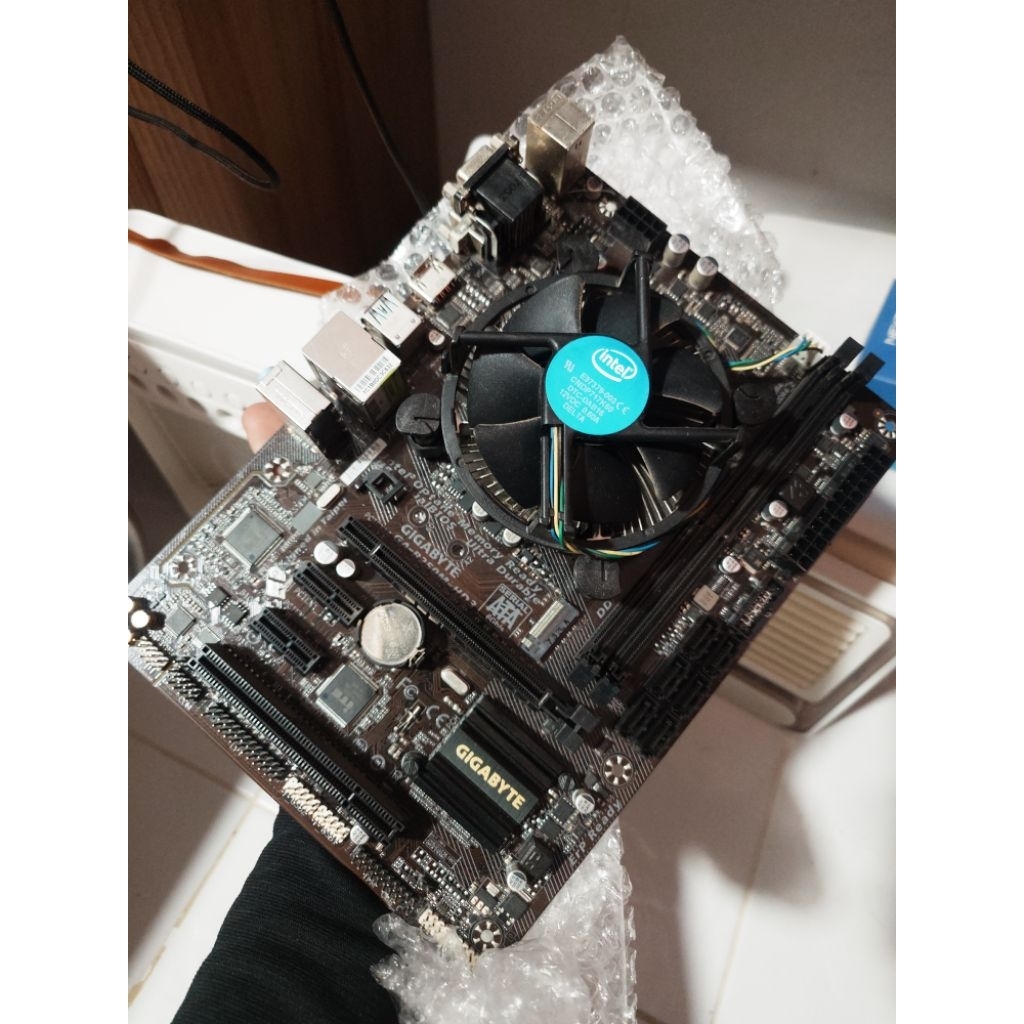 บอร์ด GA-B250-HD3 พร้อม CPU  I5-6500