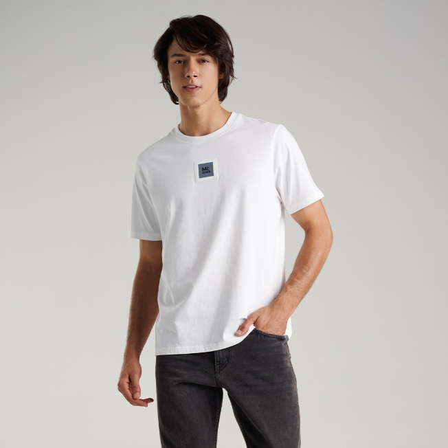 Mc JEANS (แม็คยีนส์) เสื้อยืดผู้ชาย เสื้อยืดแขนสั้น ทรงเรกูลาร์ Regular Fit T-Shirt มีให้เลือก 4 สี MTTZ783