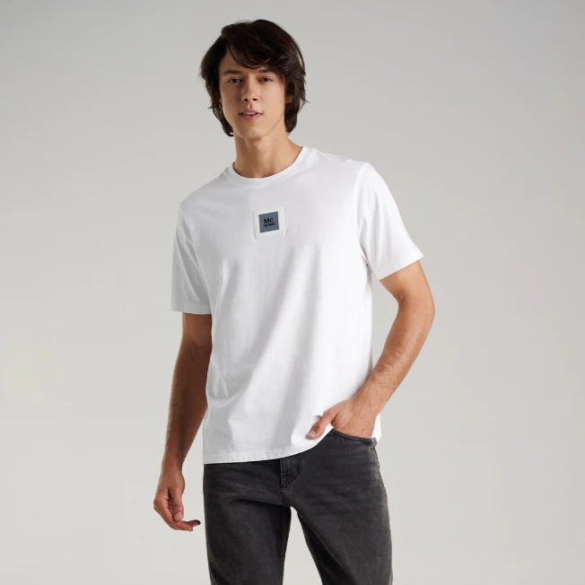 Mc JEANS (แม็คยีนส์) เสื้อยืดผู้ชาย เสื้อยืดแขนสั้น ทรงเรกูลาร์ Regular Fit T-Shirt มีให้เลือก 4 สี MTTZ783