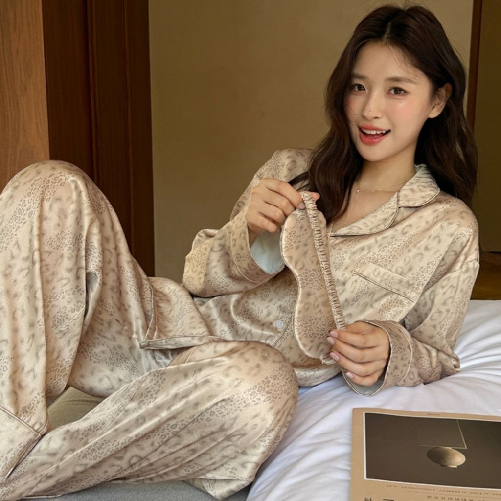 ชุดนอน Leopard pajamas (premium silk satin)