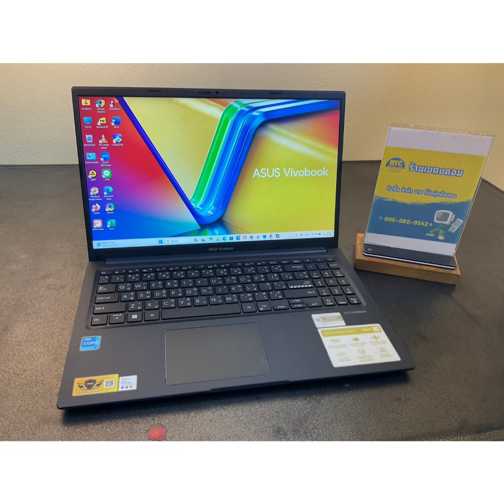 Asus Vivobook 15 X1504VA-NJ348WA มือสอง สภาพสวยมาก ใช้งานน้อย