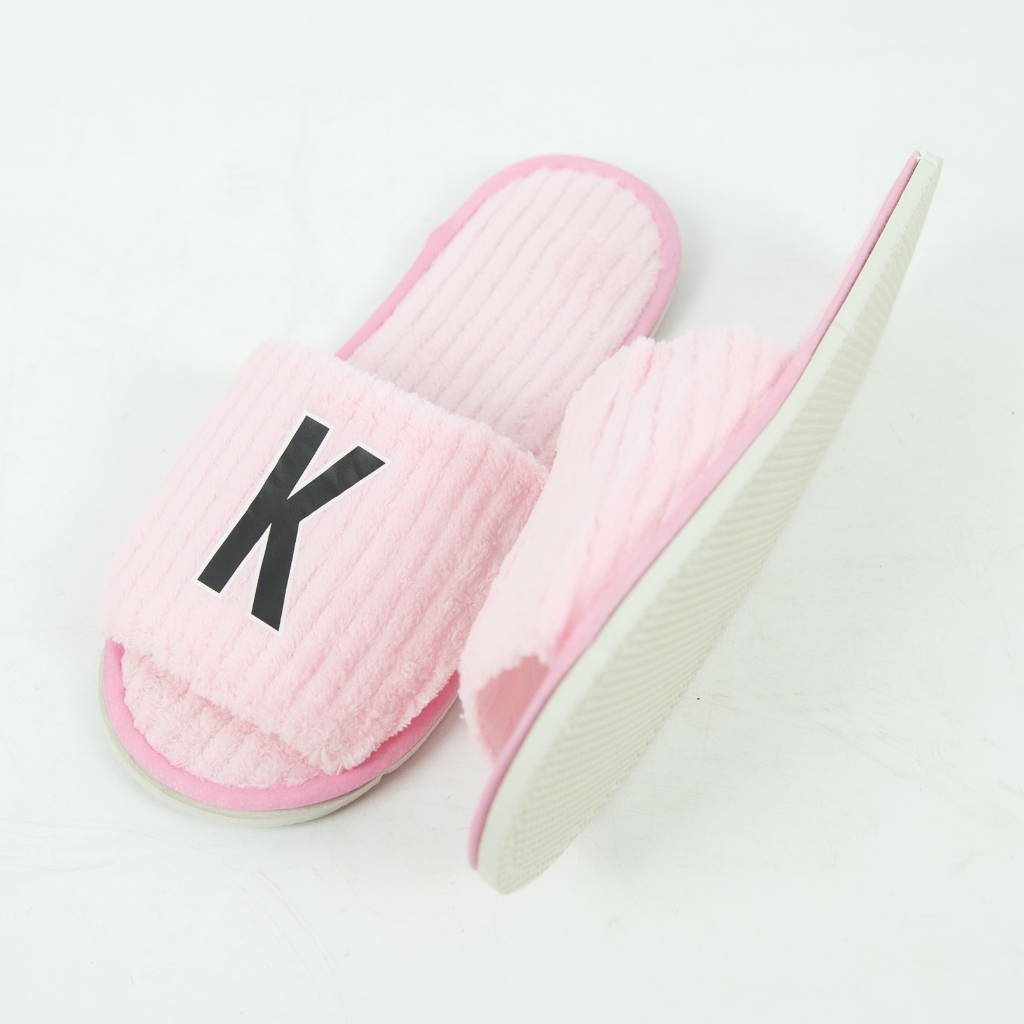 รองเท้าสลิปเปอร์ (Slippers) ใส่ในบ้าน น้ำหนักเบา ใส่เป็นครอบครัว ราคาถูกมาก! ใส่ตัวย่อชื่อได้อีกด้วย