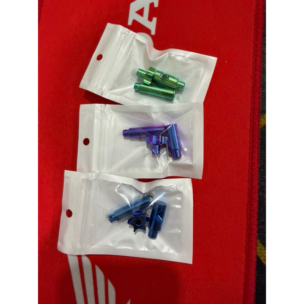 ชุดแต่งปั้มบนAGL,โลโก้แดง,โลโก้ขาว